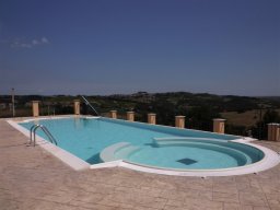 piscina ingresso vasca idromassaggio